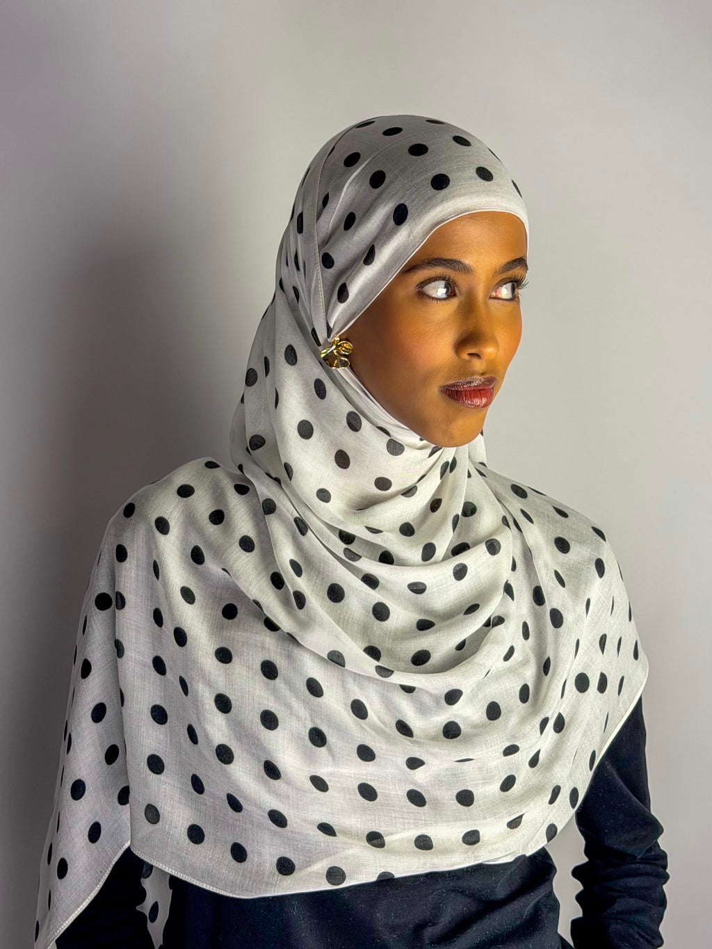 Pearl Polka Dot Print